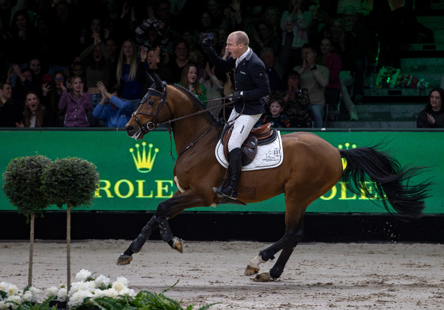 News - Rolex Grand Slam of Show Jumping